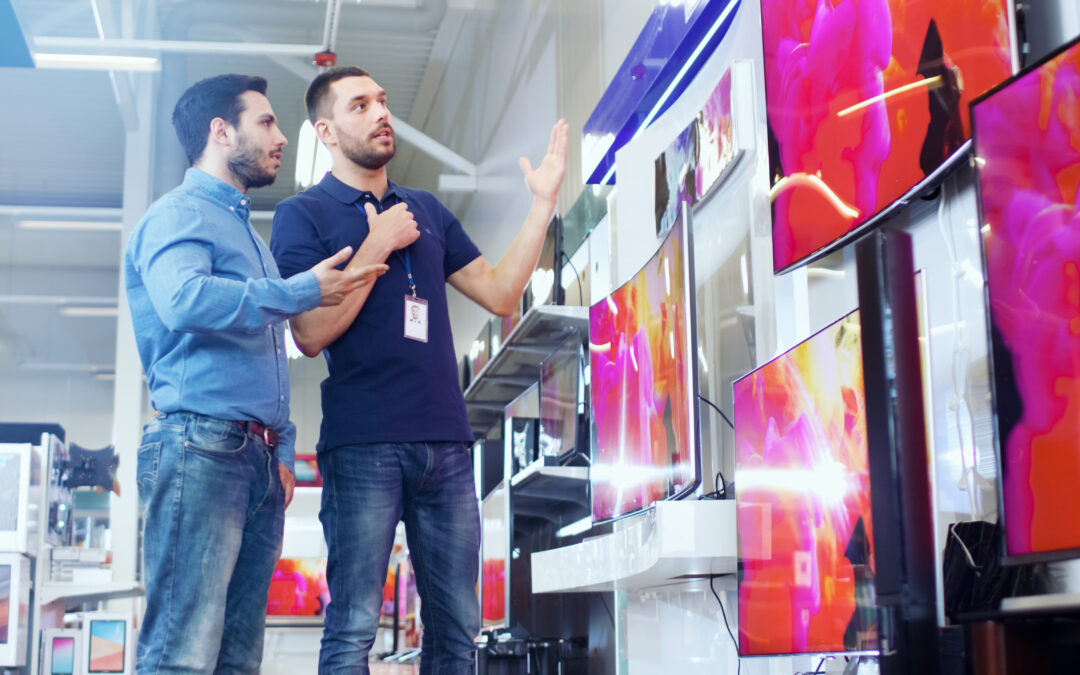 4 Major Benefits of Digital Signage in Your Retail Store