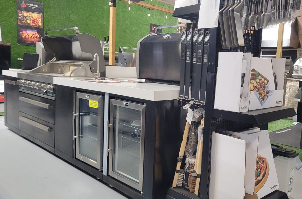 Outdoor kitchen products in a showroom
